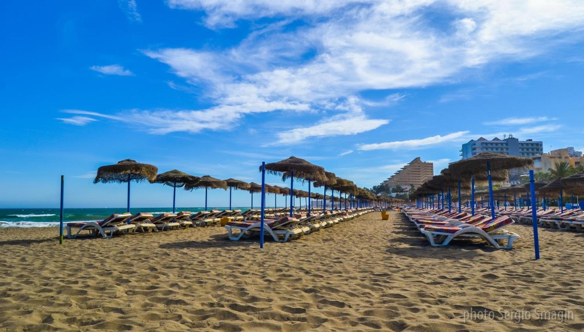 119 Iris Apartamentos - Piscina - Playa Cercana- Ubicacion Centrica Бенальмадена Екстер'єр фото